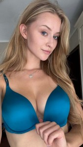 Фото проститутки Вика №2 в городе Великий Новгород