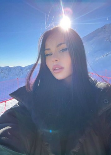 Амина, Г. Великий Новгород